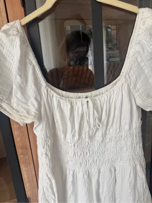 Aritzia Sunday Best Kay dress puff short sleeve babydoll mini tie front smocked thumbnail 4