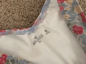 Hollister bikini bottoms floral thumbnail 2