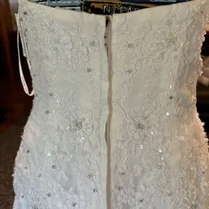 David's Bridal‎ Ivory Strapless Embroidered Organza Wedding Dress Size 8 NWT thumbnail 9
