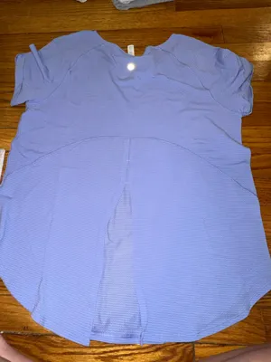 Lululemon Shirt thumbnail 3