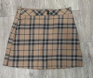 Plaid Skirt. thumbnail 1