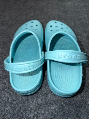 CROCS Classic Light Blue Slip-On Clogs thumbnail 2