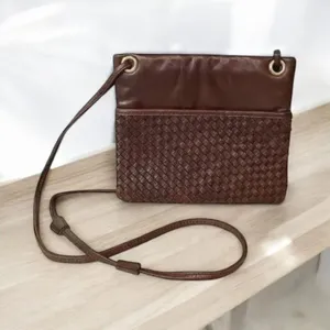 ✨Margot Brown Leather Weave Basketweave Crossbody Bag Purse✨ thumbnail 2
