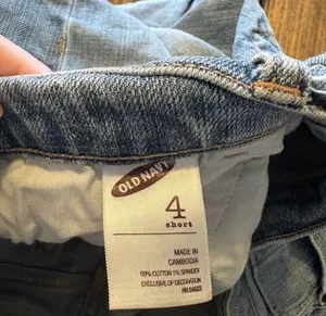 Old Navy Light Wash Flare Jeans thumbnail 8
