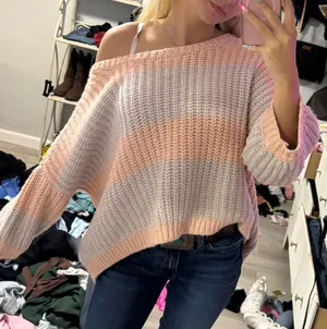 Victoria's Secret Sweater thumbnail 1