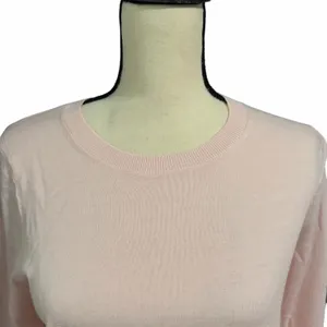 Banana Republic Wmns Soft Pink 100% Merino Wool Crewneck Sweater Sz M Classic thumbnail 2