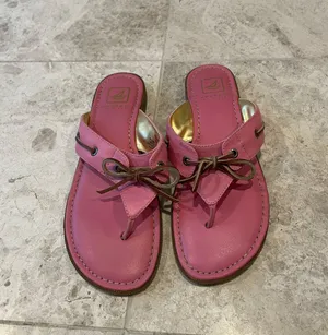 Ladies Sandals thumbnail 1