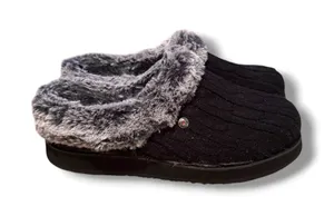Skechers‎ BOBS Keepsakes Slippers Womens 7 Black Cable Knit Faux Fur Memory Foam thumbnail 1