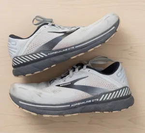 Brooks Adrenaline GTS 22 Running Shoes Gray Pink Women’s thumbnail 1