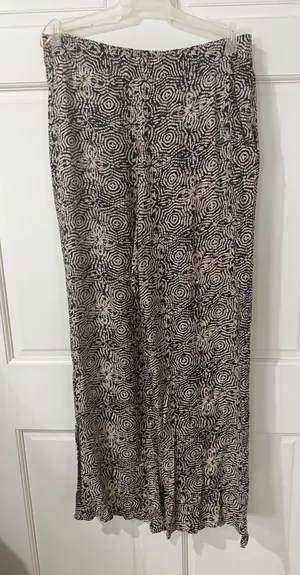 Solitaire Women's Patterned Wide-Leg Pants Size L thumbnail 1