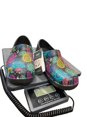 Crocs Work Dual Comfort wms paisley multicolored slip on clogs sz 6W SKU 10-124 thumbnail 12
