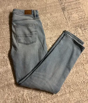 American Eagle Mom Jeans thumbnail 1