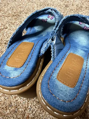 Delia's by Dolls Kill Star Worthy Cross Strap Slides 7 Denim Block Heel Sandals thumbnail 6