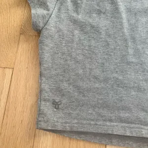 Tna by Aritzia baby tee thumbnail 3