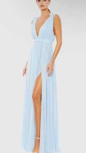 Mac Duggal PROM Pleated Chiffon Sleeveless V-Neck Gown thumbnail 1