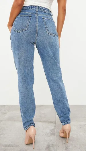 PRETTYLITTLETHING Mid Blue Ripped Mom Jeans thumbnail 3