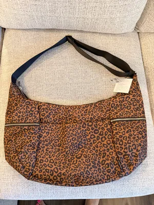 Lululemon Large Slouchy Sling Bag 13L Metal Hardware leopard print NWT thumbnail 11