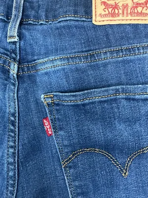 Levi's 724 High Rise Straight medium wash stretch denim jeans Size 28x30 thumbnail 8