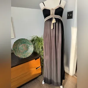 1. State Black Maxi Dress Spaghetti Straps Empire‎ Waist Cream Crochet Trim size XS Beach thumbnail 3