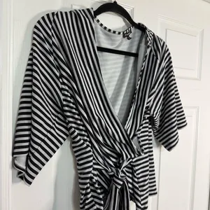 Express Monochrome Striped Wrap Top XL thumbnail 4