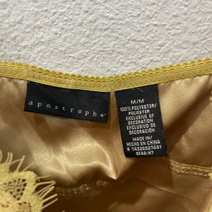 Apostrophe NWT Gold Lace Cami Size M thumbnail 7