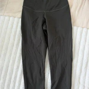 Nike cropped green High-Waist Leggings thumbnail 7