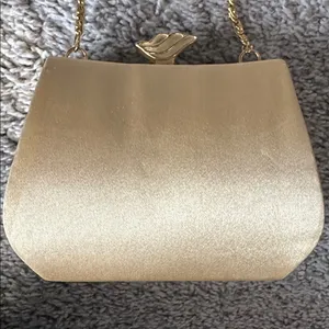 Jessica McClintock GUC gold satin evening bag. Long removable crossbody chain. thumbnail 3