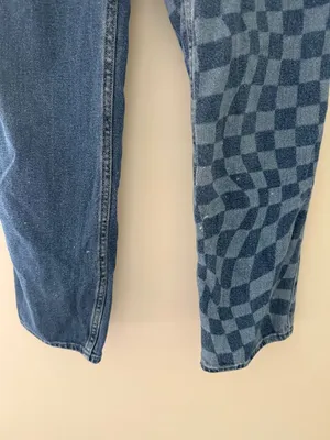 Hollister Ultra High Rise Checkered 90s Straight Jeans 3R thumbnail 4