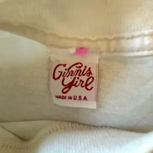 Vintage 80's Ginnies Girl M T-shirt Montana Tee Postcard Crewneck Short sleeve thumbnail 4