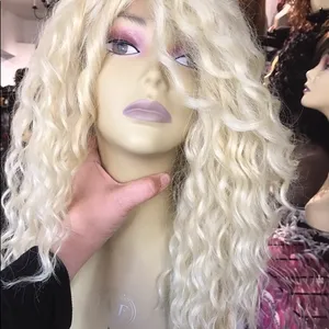 Blonde curly wig thumbnail 8