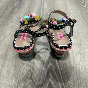 Betsey Johnson Koko Polka Dot Rainbow Wedge Sandal Heels Size 7 thumbnail 4