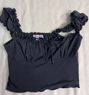 Urban Outfitters Black Ruffle Strap Tie-Front Crop Top Size L NWT thumbnail 1