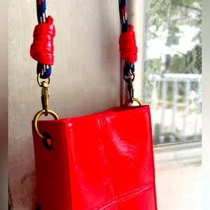 Red Cross Body Purse Bag ~ NWTS ~ With Red white Blue 4th July Straps handles thumbnail 14