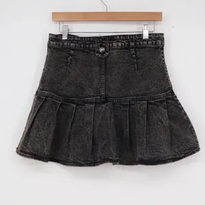 Wild Fable Acid Wash Black Pleated Denim Mini Skirt Skater Size 4 thumbnail 5