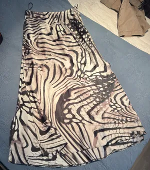 River Island midi skirt  thumbnail 1