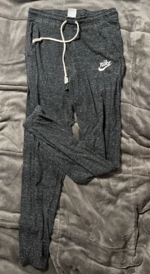 Nike Sweatpants thumbnail 1