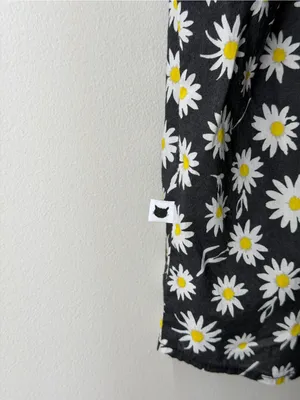 The Cat’s Pajamas Daisy Cotton Pajama Top Cottagecore Floral Button Front Poplin thumbnail 6