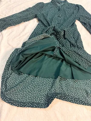 Lumie Dark Green Polka Dot Midi Dress with Tie Waist thumbnail 6