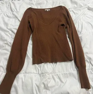 Reformation cashmere sweater thumbnail 1