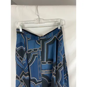 Ann Taylor Patterned Flow Skirt Black and Blue Size 6 thumbnail 5