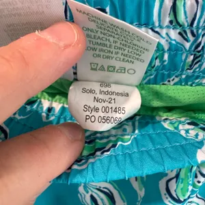 Lilly Pulitzer Luxletic Ocean Trail Shorts Turquoise Oasis Outta Line Print XL thumbnail 8