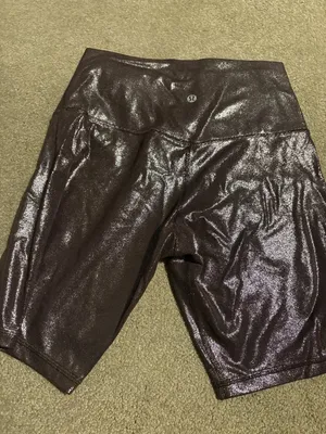 Lululemon Size 8 Metallic Shimmer Athletic Biker Shorts thumbnail 2