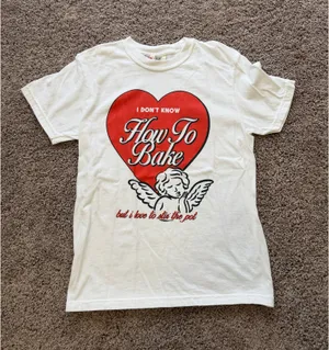 Shop Kristin Jones Graphic Tee I Love to Stir the Pot thumbnail 2