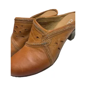 Clarks Brown Leather Chiffon Lily Block Heel Clogs SZ‎ 8 thumbnail 6