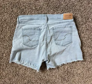 Levi’s Denim Shorts Light Wash thumbnail 3