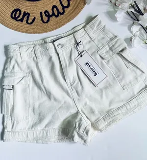 Los Angeles Sixty-Six Y2K Cargo Denim Shorts Utility Pocket Buckle Detail NWT thumbnail 1