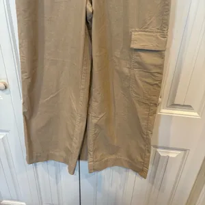Time And Tru‎ Tan Cargo Corduroy Pants Size 12 thumbnail 4