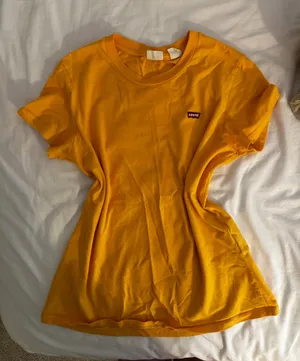 Levi’s Tee Yellow thumbnail 1