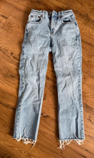 Abercrombie & Fitch 90s Straight Leg Jeans thumbnail 1