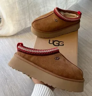 UGG Platform thumbnail 1
